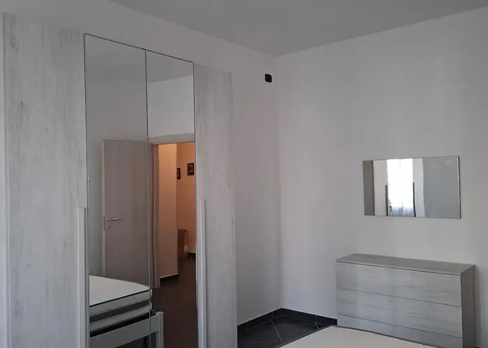 Ada Negri House - Entire Apartment